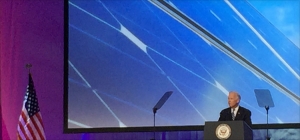 乔•拜登在SPI。这位美国副总统指出特殊利益集团“扼杀”太阳能