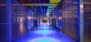 预计该105MW太阳能发电站每年将为Equinix削减超过1.8亿磅二氧化碳的碳足迹。图片来源:Equinix