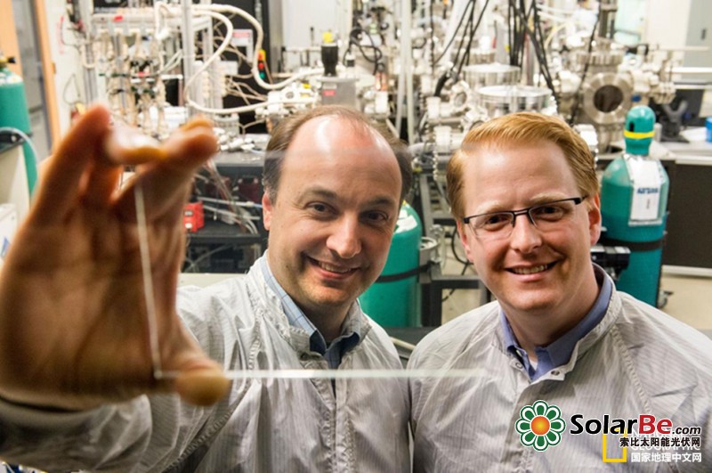 摄影:JUSTIN KNIGHT