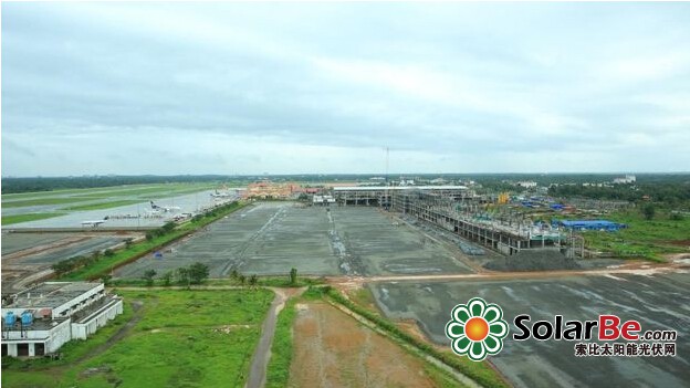 印度首座全太阳能发电机场吸引大批人“取经”