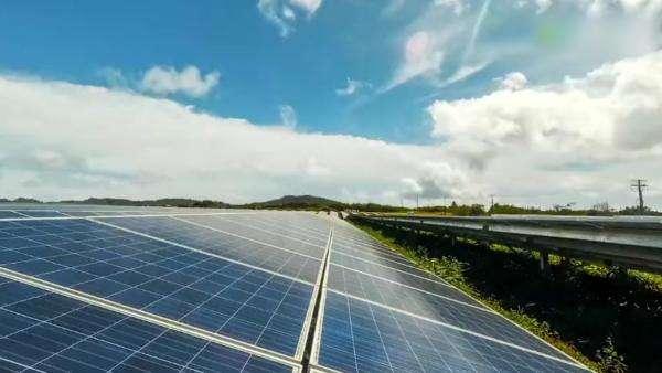 评论:特斯拉的太阳能业务就是一场“破产游戏”