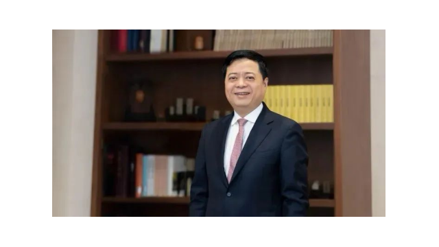 全国政协常委南存辉：新质生产力驱动绿色转型