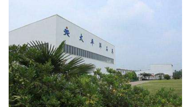 光伏板块集体走强 石英股份强势封板，阳光电源大涨超8%，锦浪科技、鹿山新材等跟涨