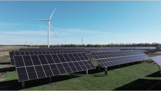 晶科能源提供740MW N型组件用于恒源新能算电协同项目