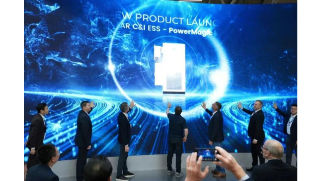 Intersolar Europe新品直击 | 首航储能王牌如何实现发布即签约？