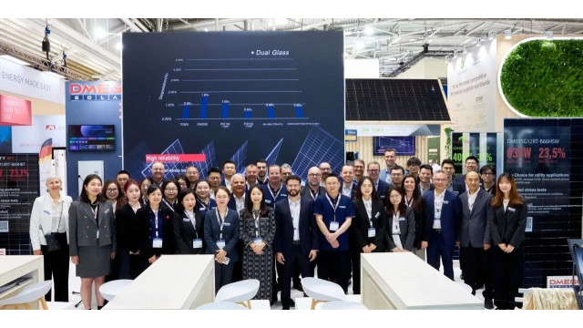 横店东磁亮相Intersolar Europe 2025