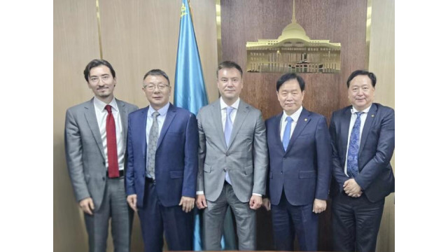 朱共山率团访问哈萨克斯坦