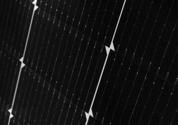 Qcells串联太阳能组件通过关键压力测试