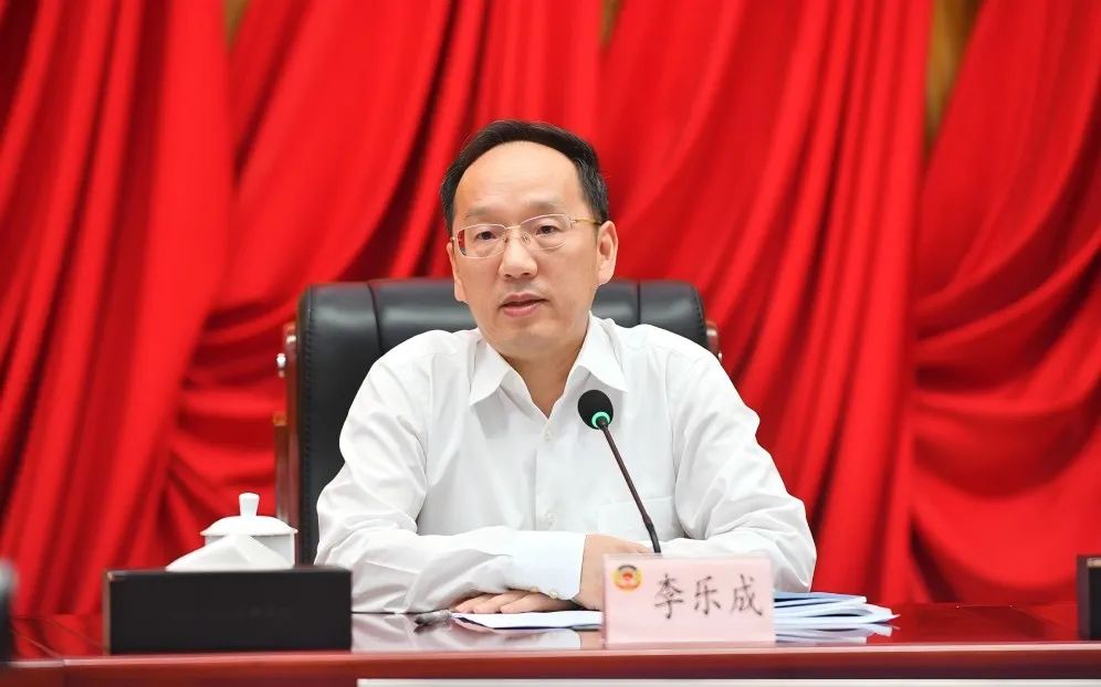 工信部部长李乐成：依法治理光伏行业低价无序竞争，推动落后产能有序退出