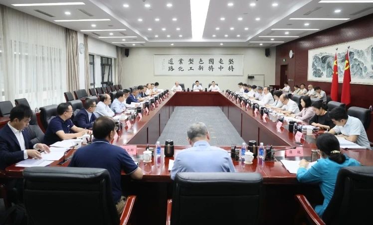 徐晓华受邀出席工信部第十五次制造业企业座谈会