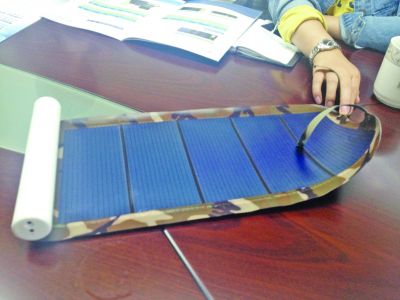 太阳能充电宝。徐兢 摄