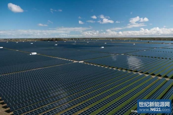 The Nyngan and Broken Hill plants will produce a total of 155 MW