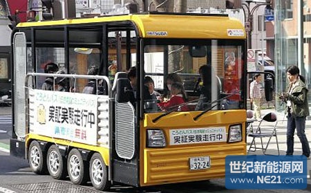 日本的太阳能电池巴士车