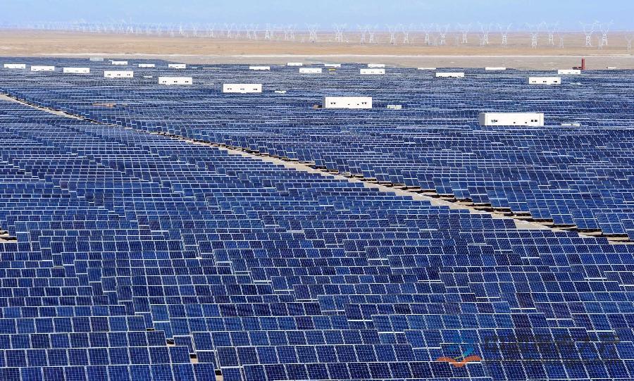 中国光伏行业发展现状分析：政策利好 成本持续大幅下降