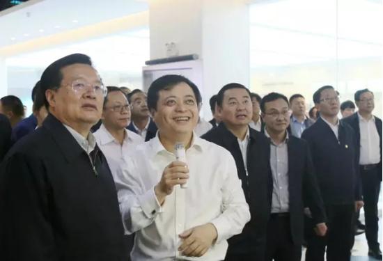 从世界屋脊而来,青海省委书记、省长率队到正泰看光伏!