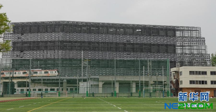 日本建成电力“自给自足”楼房(组图)