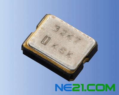 照片:“KC2520M(32kHz)”