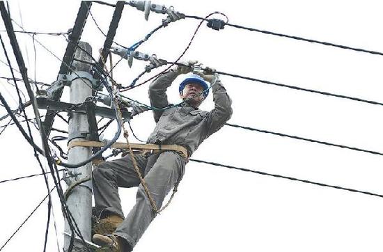 光伏扶贫面临落地难题 基层业者呼唤更多配套方案