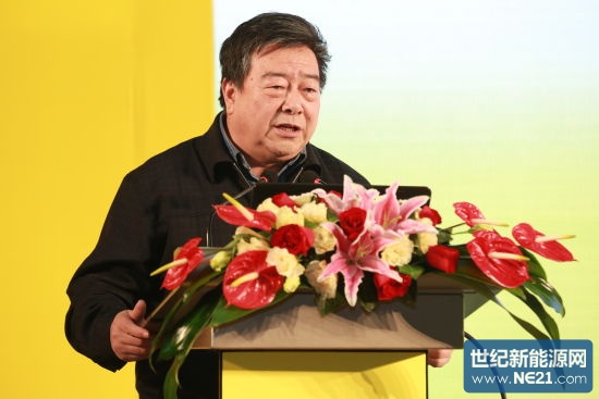 由阳光动力能源互联网股份公司(SPI)举办的“绿能宝上市暨阳光动力平台上线发布会”1月20在北京举行。图为国务院参事、中国可再生能源学会理事长石定寰。