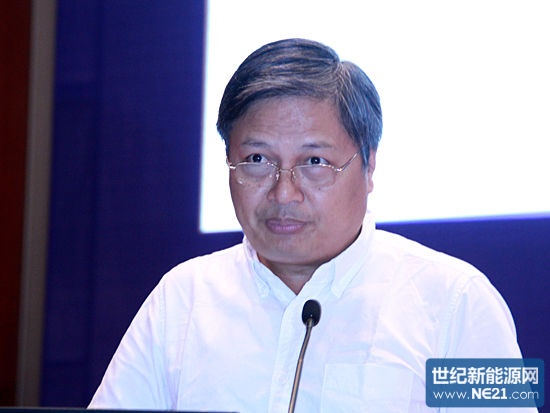 由全联新能源商会主办的“第八届中国新能源国际高峰论坛”将于2014年6月7~8日在北京·国家会议中心召开。图为国家住房和城乡建设部科技发展促进中心副主任梁俊强。图片来源:新浪财经 刘海伟 摄)