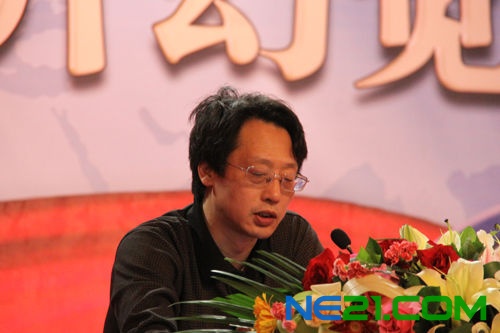 图为发改委宏观研究院产业所所长王昌林。