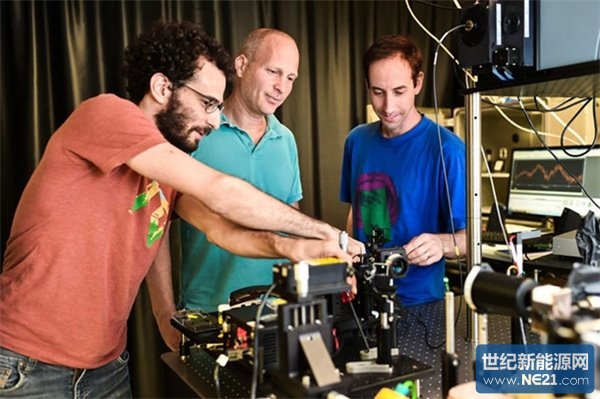 以色列开发太阳能电池新材料:转化效率提升70%