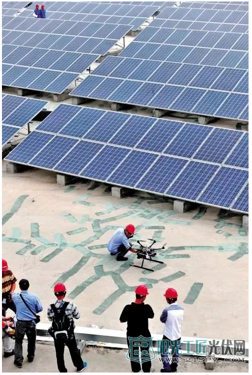 政府市场拧成光伏产业发展合力!从“两只手”看深化改革