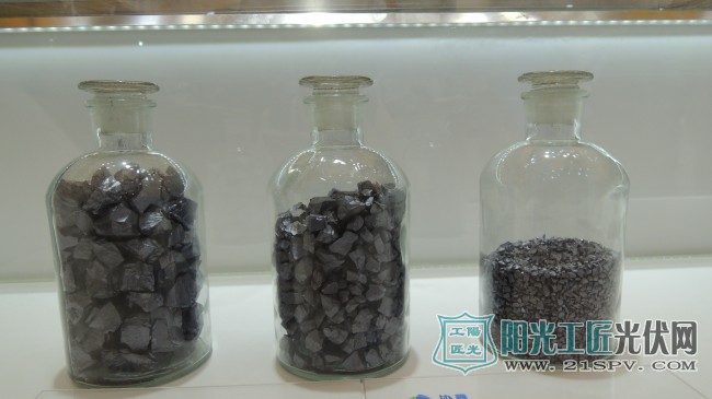 上游新产能:保利协鑫6万吨多晶硅、中环单晶硅片扩至15GW