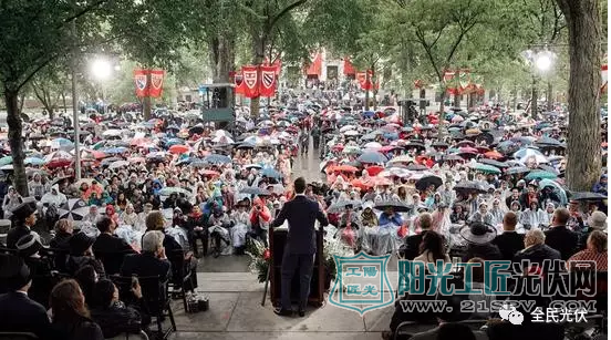 扎克伯格在哈佛演讲中点赞光伏:全球性改变,从光伏开始!