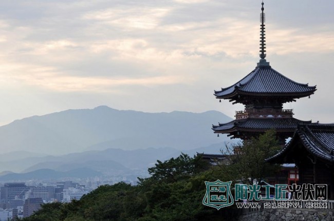 道达尔太阳能启动在日第二座<a href=