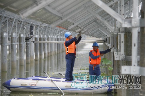 安徽池州首座1.6MW光伏扶贫电站并网运行