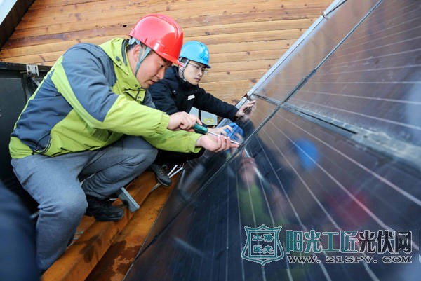 铜陵市首个光伏发电自助图书馆完成并网发电