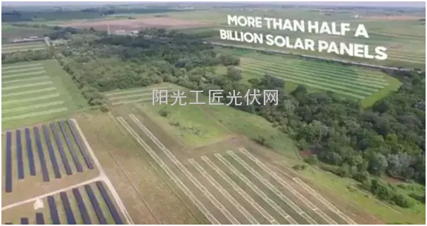 为搏大选,希拉里先出“炸弹”