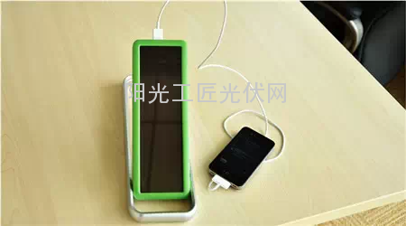 太阳能便携照明充电器