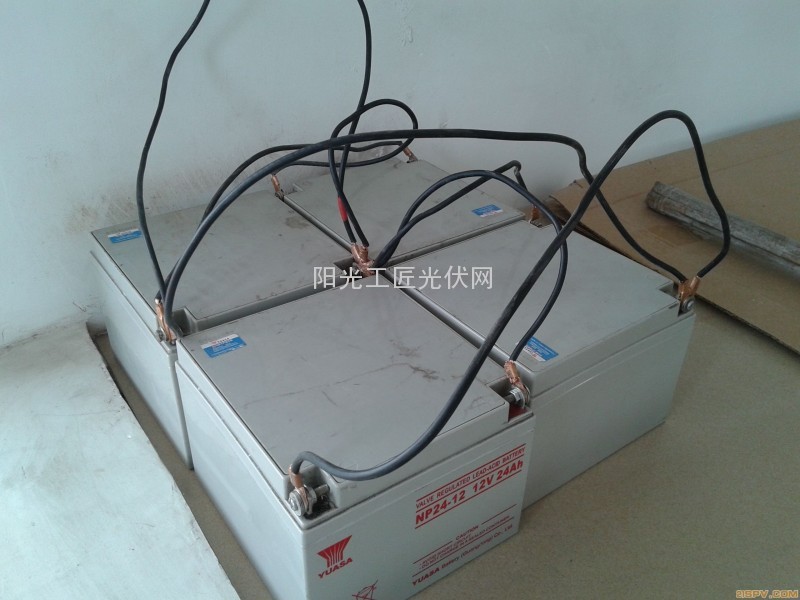 4个24A的二手汤浅电池并联,用4平方的线,用铜线耳。