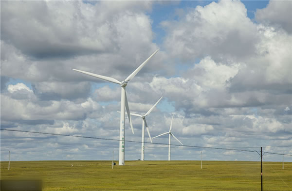 可再生能源对现有的竞争秩序产生深刻的颠覆性影响 可再生能源对现有的竞争秩序产生深刻的颠覆性影响