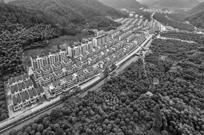 每度电补贴0.67元 投资5万6年回本 光伏你动心吗 每度电补贴0.67元 投资5万6年回本 光伏你动心吗