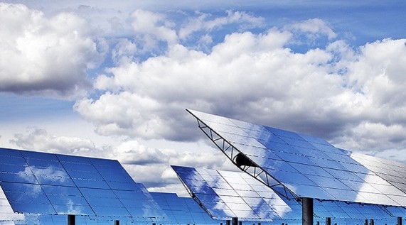 全球最大光伏展上的单多晶“之争” 全球最大光伏展上的单多晶“之争”