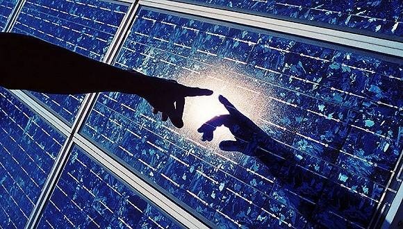 太阳能光伏一周热点：《2017年能源工作指导意见》出炉  “光伏教父”杨怀进面临5年市场禁入