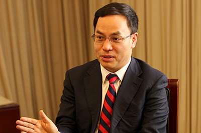 汉能创始人李河君:百亿民用光伏梦破碎 直销模式改经销