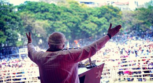 印度新总理莫迪就任后发表演说