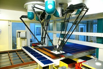 尽管市场的不确定性,但是2013年三月中国组件仅经历略微提升。图片来源:阿特斯阳光电力