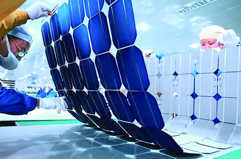 非洲光伏市场受到中国企业的热捧,主要得益于当地政府的招标,以及相对优越的投资环境、较低的市场准入门槛和可观的市场潜力