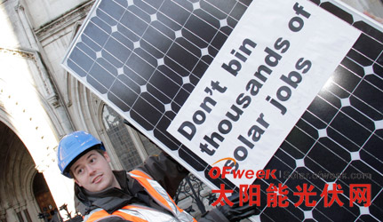 根据一项新的调查报告,如果更多的家庭了解安装太阳能的经济回报,将会投资更多。