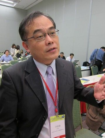 茂迪 (6244)仪电事业中心总经理洪锦辉