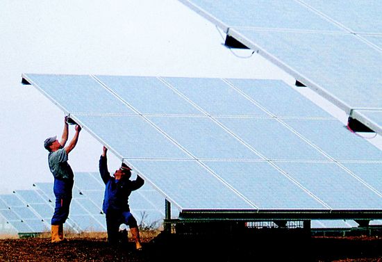 尚德与赛维:光伏“双雄”早衰