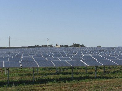 中电光伏为罗马尼亚和马其顿项目提供50MW的多晶硅光伏组件