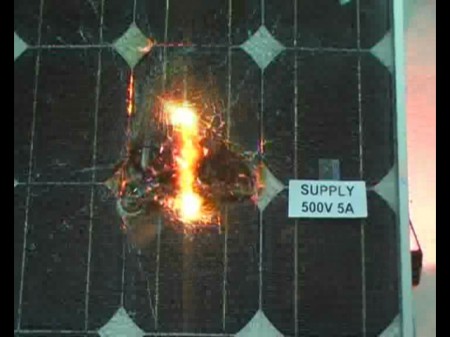 图4光伏组件局部温度过高