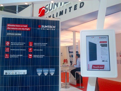 尚德255瓦高效W型组件亮相欧洲Intersolar展会