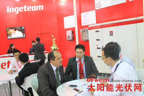 Ingeteam中国区CEO Javier和太阳能行业总监Jadraque 接受OFweek太阳能光伏网的采访